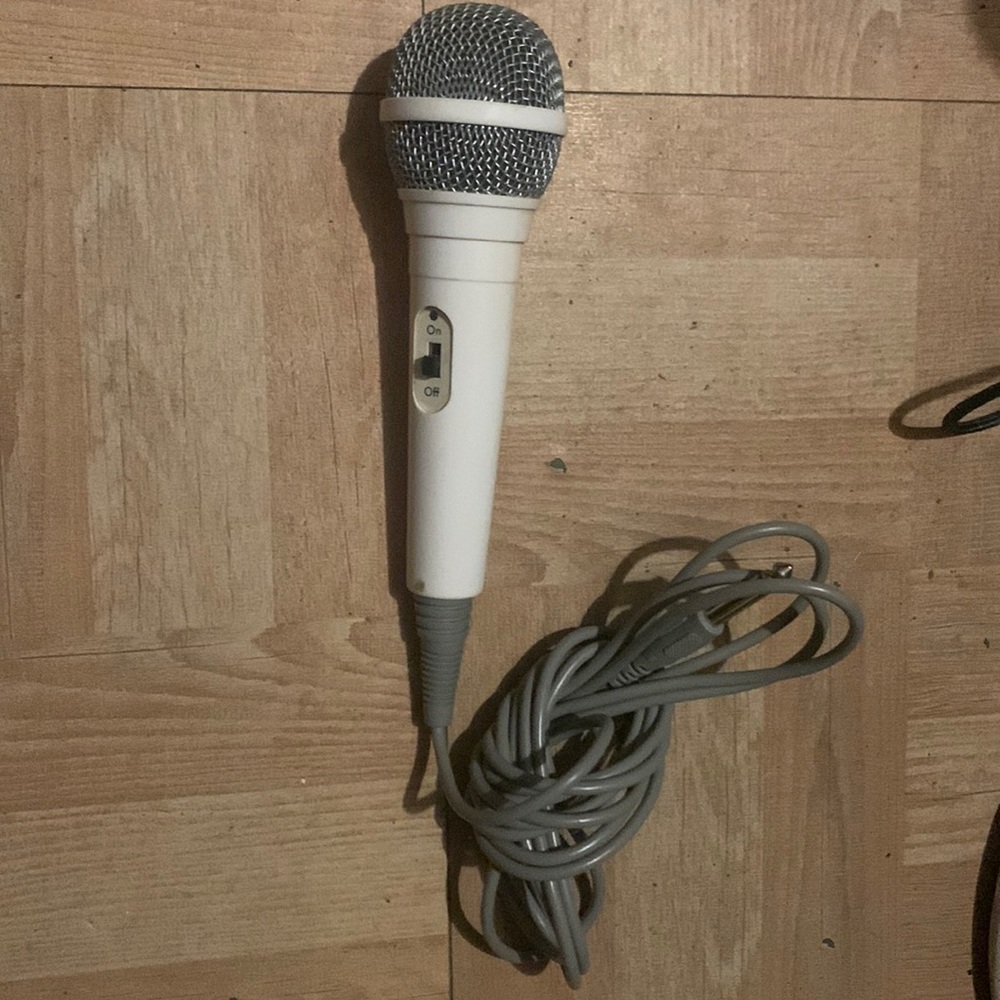 Plug in microphone